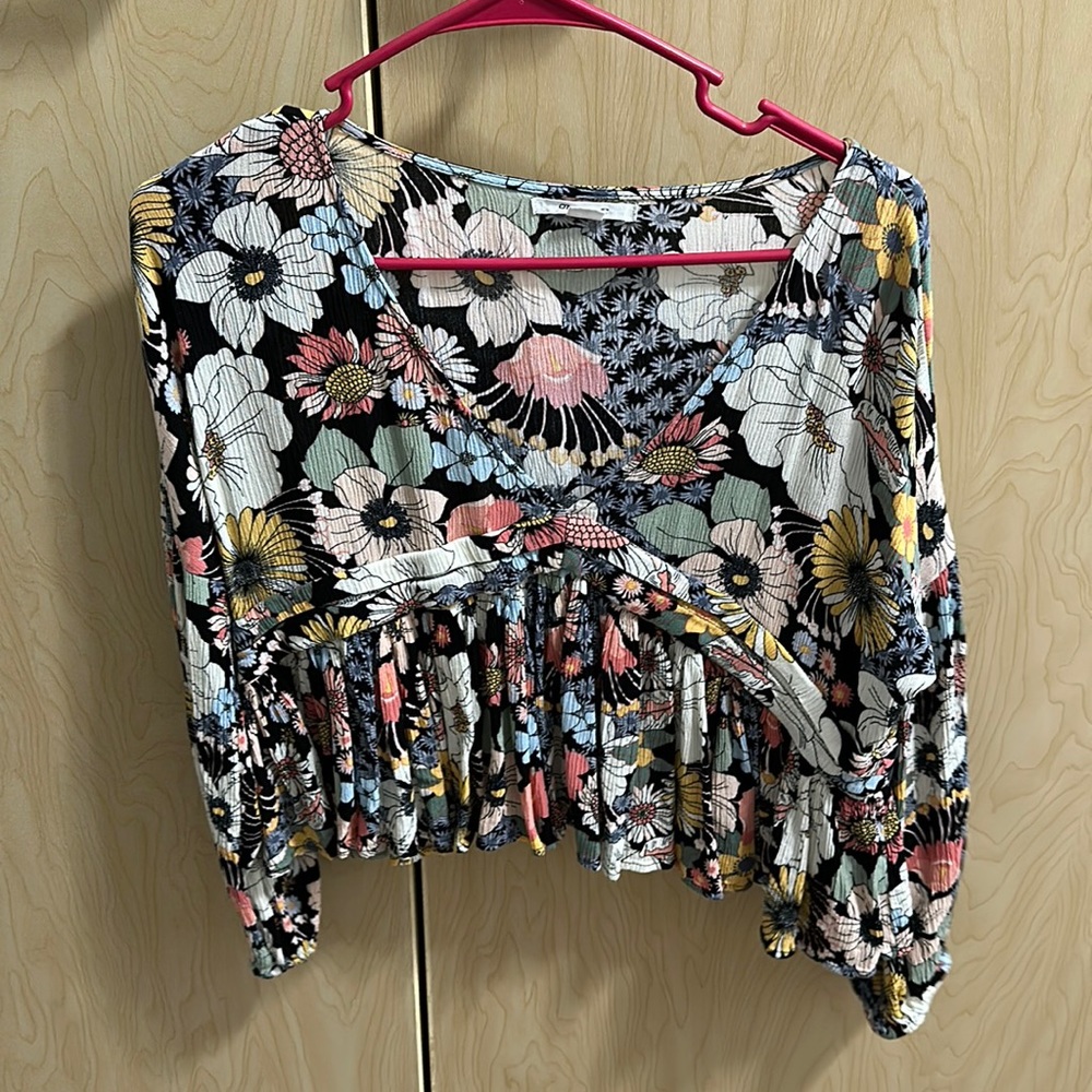 O’Neill cropped sleeve top